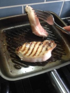 Grilling pork chops with a Professional Steel grill pan